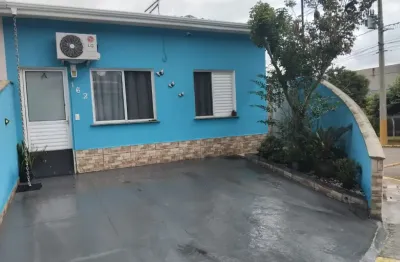 Casa térrea em condomínio fechado. bairro fazenda viaduto. suzano. sp.