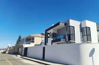 Casa com 4 dormitórios à venda, 175 m² por r$ 939.000,00 - aeroporto - juiz de fora/mg