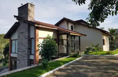Casa com 4 dormitórios à venda, 294 m² por r$ 1.600.000,00 - salvaterra - juiz de fora/mg
