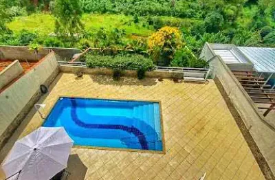 Casa com 4 dormitórios à venda, 426 m² por r$ 1.390.000,00 - condomínio parque jardim da serra - juiz de fora/mg