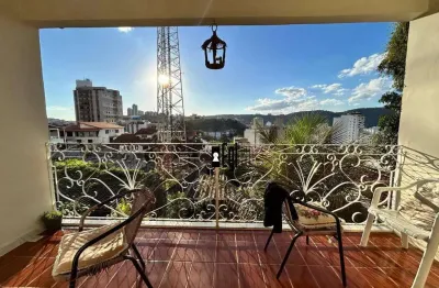 Casa com 5 dormitórios à venda, 230 m² por r$ 849.000,00 - cidade jardim - juiz de fora/mg