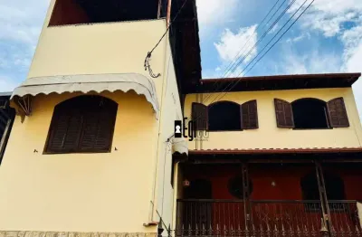 Sobrado com 4 dormitórios à venda, 178 m² por R$ 400.000,00 - Bonfim - Juiz de Fora/MG