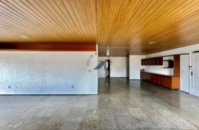Apartamento com 223m², 4 suítes e 5 vagas na aldeota por r$ 695 mil!