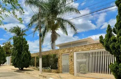 Casa com 5 quartos à venda no Colina Verde, Tatuí 