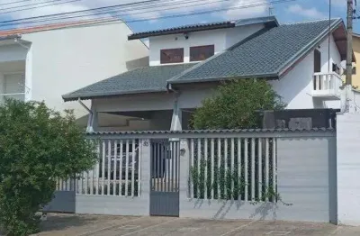 Casa com 4 quartos à venda no Nova Tatuí, Tatuí 