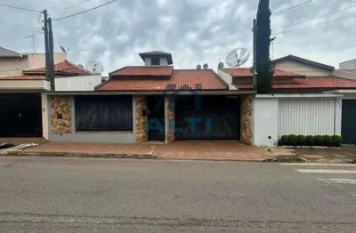 Casa com 4 quartos à venda no Loteamento Modena, Tatuí , 278 m2 por R$ 900.000
