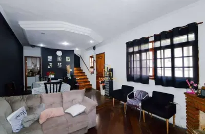 Sobrado à venda, 220 m² por R$ 880.000,00 - Vila Augusta - Guarulhos/SP