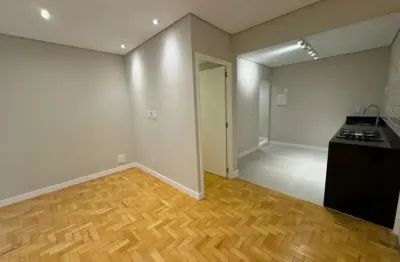 Lindo apartamento  próximo  a joana angélica reformado  c/ garagem entrar e morar !!!