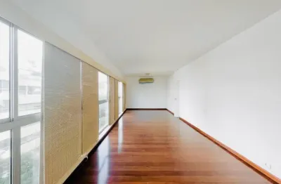 More no melhor de ipanema  rua nascimento silva ( melhor trecho ) / metrô  c/ 115m2  3qtos vaga