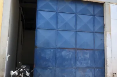 Galpão com 200 metros quadrados - pista principal ao lado do lar shopping avenida santos dumont