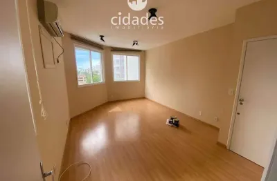 Aluguel de sala comercial bem localizada no Centro de Florianópolis