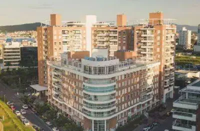 Lindo apartamento totalmente mobiliado no coração da cidade universitária