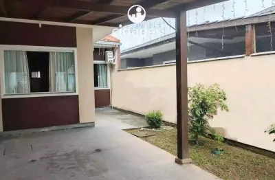 Casa em forquilha sj, 02 dormtórios, churrasqueira e garagem coberta