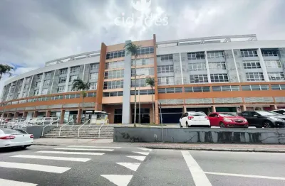 Sala comercial com mezanino para aluguel e garagem bem localizada no bairro forquilhas, são josé