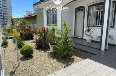 Casa com 2 quartos à venda no Barreiros, São José 