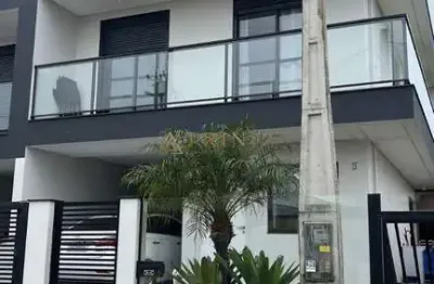 Casa com 3 quartos à venda na rua joão ambrósio da silva, 949, ipiranga, são josé por r$ 670.000