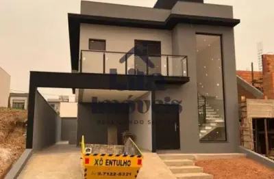 Maravilhosa casa com piscina em condominio de luxo!