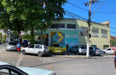 Ponto comercial para alugar na Rua Andrade Pinto, 180, Fátima, Niterói