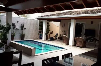 #SOBRADO EM CONDOMINÍO À VENDA EM JUNDIAÍ# - AT: 360,00 m² - AC: 307,00 m² - JARDIM SANTA TERESA