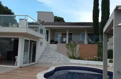 Excelente casa a venda em condomínio em vinhedo - residencial marambaia - térrea - linda vista