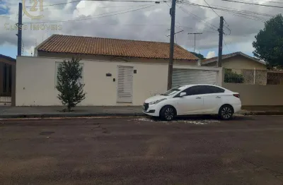 Casa à venda em londrina, antares, com 3 quartos, com 200 m²