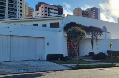 Casa à venda e para alugar em londrina, canadá, com 3 suítes, com 900 m²