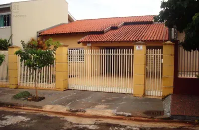Casa à venda em ibiporã, centro, com 3 quartos, com 170 m²