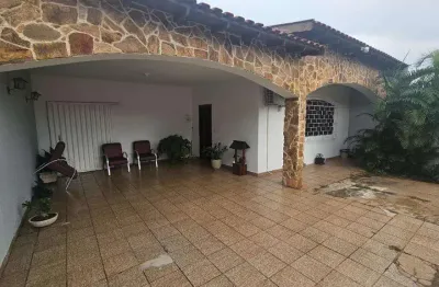 Casa à venda em londrina, bandeirantes, com 3 quartos, com 160 m²