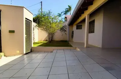 Casa com 4 quartos à venda no Califórnia, Londrina 