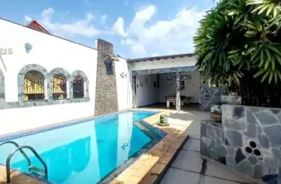 Casa à venda em londrina, vila brasil, com 3 suítes, com 345 m²