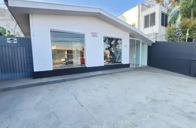 Casa para alugar em londrina, quebec, com 5 quartos, com 130 m²