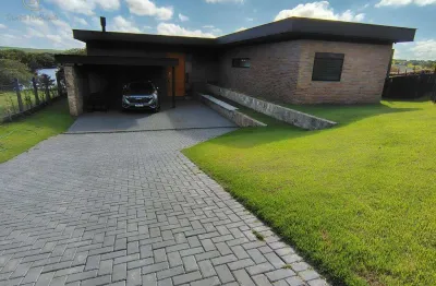 Casa à venda e para alugar em Sertanópolis, Rodovia, com 3 suítes, com 238.54 m², Ecovillas do Lago