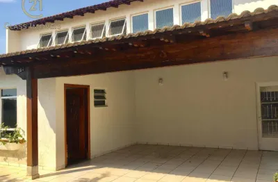 Casa à venda em londrina, jardim adriana ii, com 3 quartos, com 212 m²
