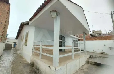 Casa com 3 quartos para alugar na Avenida Cícero Batista de Oliveira, 1632, Alpes Suiços, Gravatá