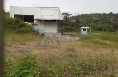 Alugo galpão com uma área de 10 mil m2 na pe 71, chã grande-pe