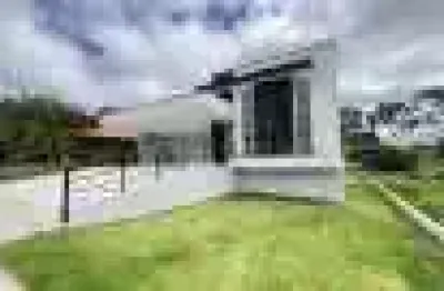 Casa de alto padrão com 05 suítes á venda em gravatá-pe