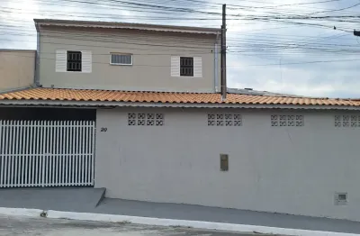 Excelente sobrado com 2 quartos, 2 banheiros e área gourmet no real park