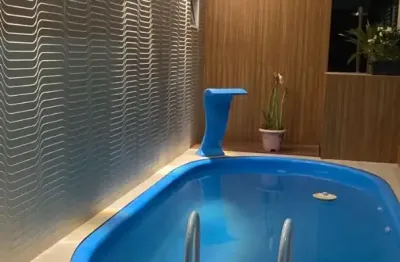 Locação de temporada casa a apenas 50 mts do mar zimbros bombinhas