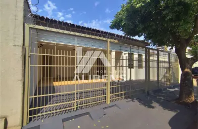 Casa com 3 quartos para alugar na Vila Zilda, São José do Rio Preto 