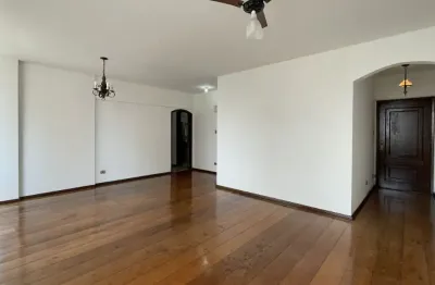 Apartamento espaçoso de 150m² à venda no edifício tuparandi – localização nobre no centro de londrina