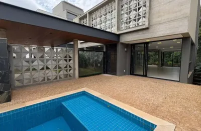 Casa moderna e sofisticada com piscina no alphaville ii – londrina/pr