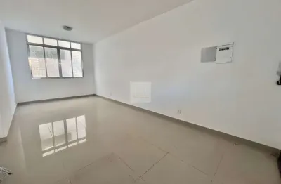 Frente mar no josé menino | 1 dorm | 63m² | vaga e vista lateral em santos