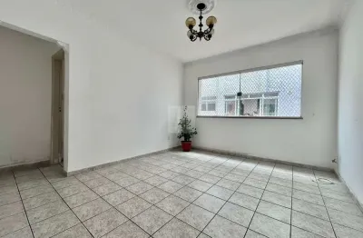 Espaçoso e Versátil no Embaré: 114m², 3 Dormitórios e Garagem Fechada!
