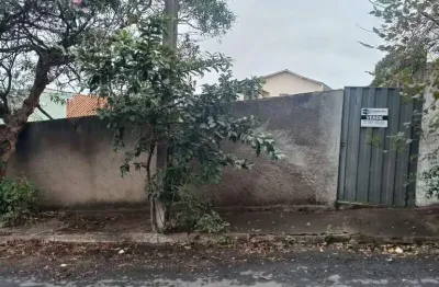 Terreno à venda na Rua Rômulo Guilhermino, Jardim São Lucas II, Alfenas
