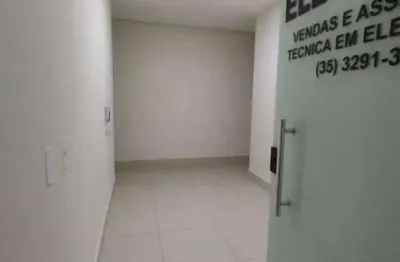 Sala comercial para alugar na Avenida São José, Centro, Alfenas