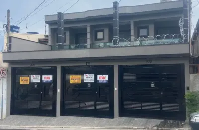 Lindo Sobrado - 3 Dormitórios, 2 suítes - Aceita financiamento