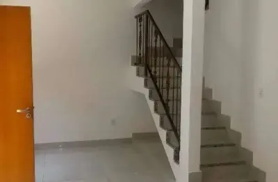 Sobrado no condomínio horizontal vale do avalon – 3 quartos, 3 vagas, 112 m² de área privativa