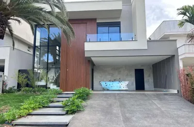 Casa em condomínio fechado com 4 quartos à venda na Madri 2, Jardins Madri, Goiânia