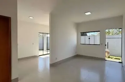 Casa com2 quartos 1 suíte entrada parcelada no bairro independência – aparecida de goiânia