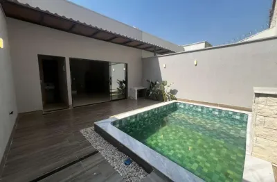 Casa 03 quartos sendo 01 suite residencial italia  proximo ao dia a dia goiannia